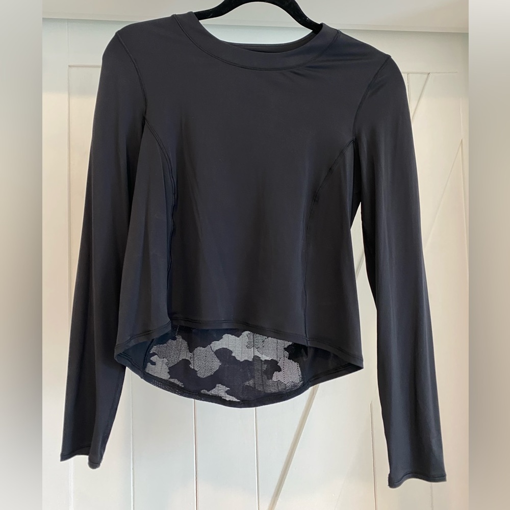 NWOT Lululemon Sheer Will Long Sleeve black Camo